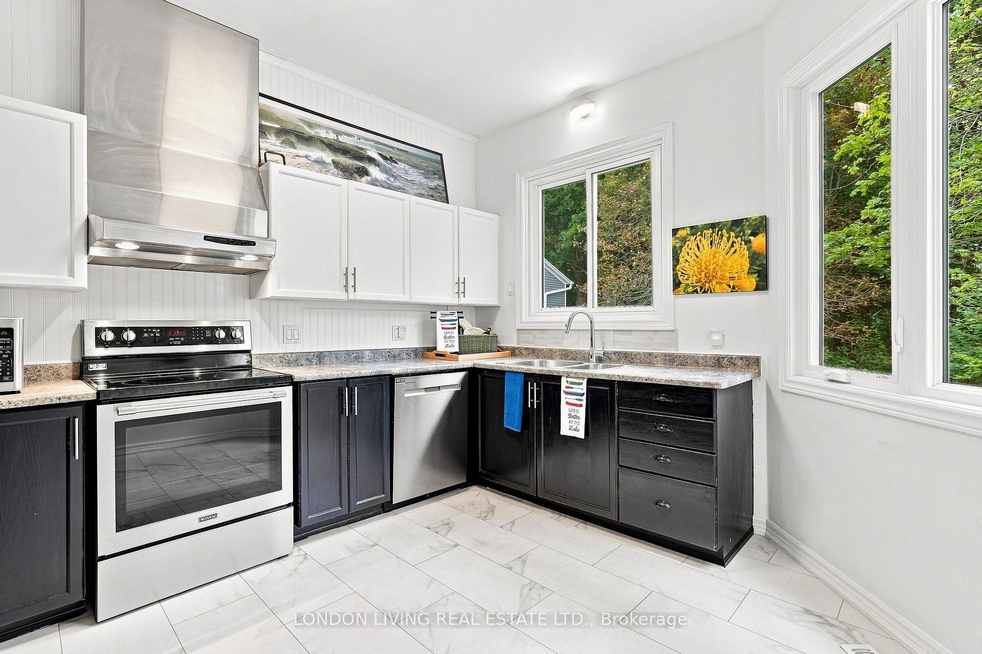 Photo 17 of Unit 15, 374 Front Street, Central Elgin, Port Stanley — HOMEH