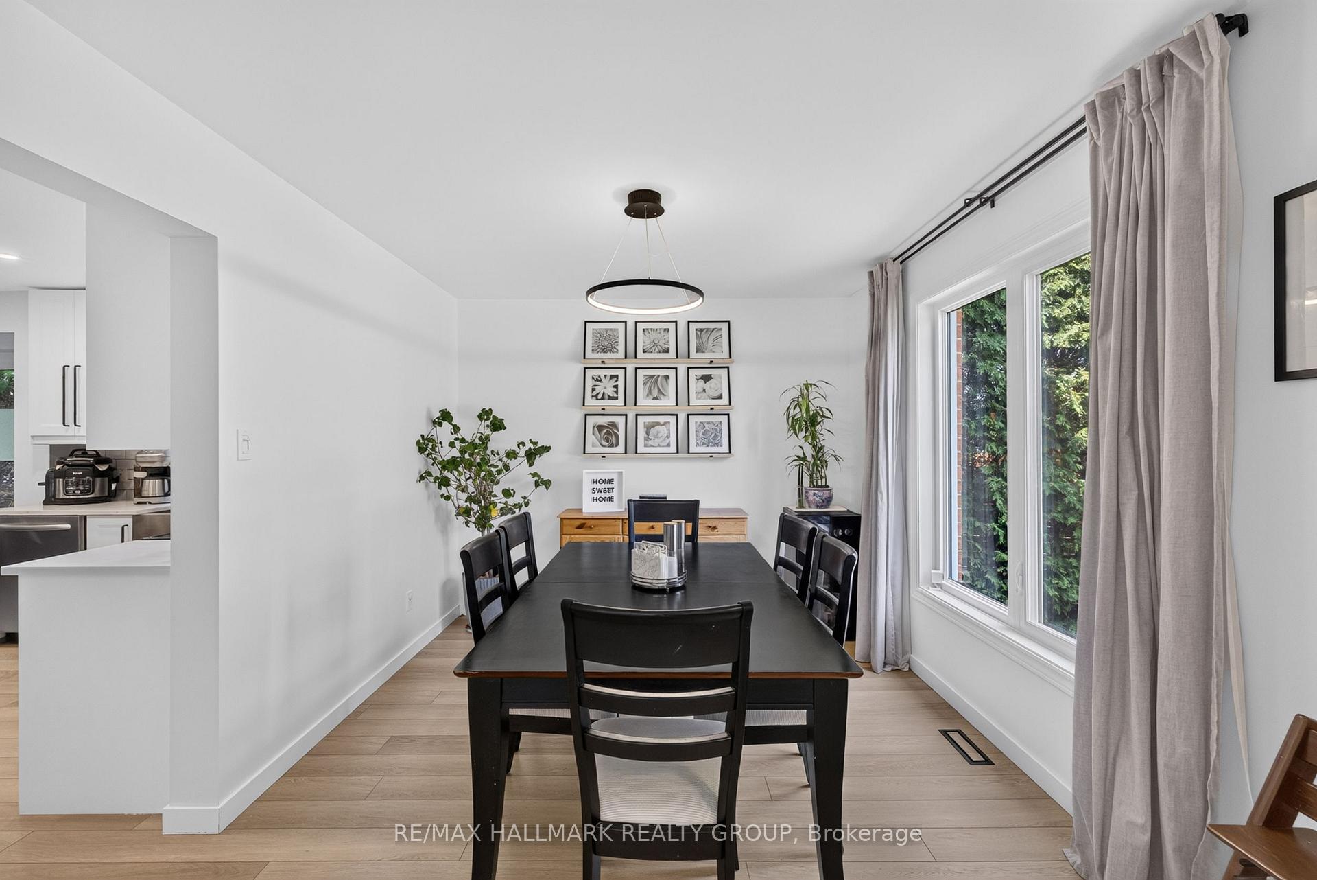 Photo 11 of 1 Hedgerow Lane, Ottawa, Stittsville (Central) — HOMEH