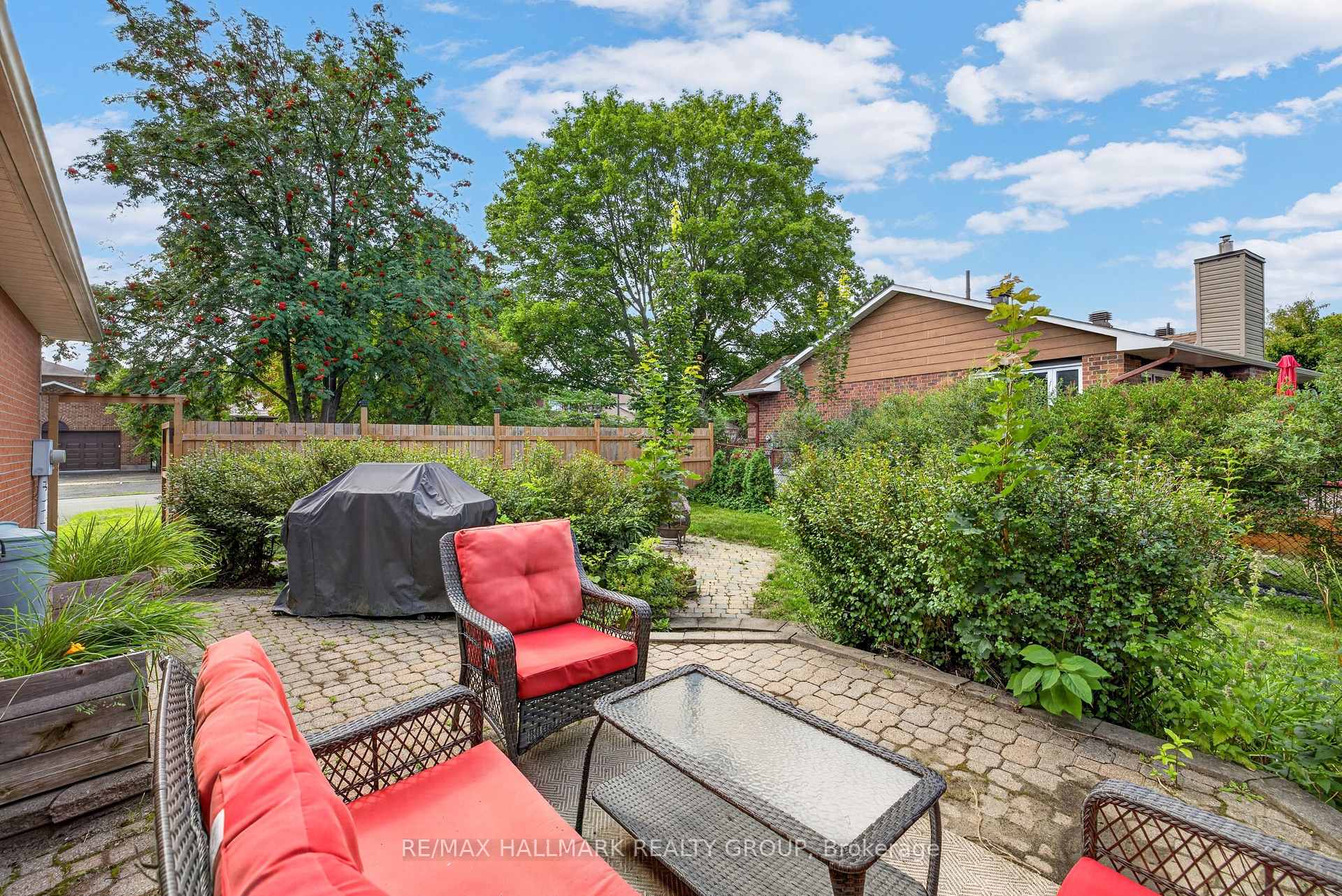 Photo 42 of 1 Hedgerow Lane, Ottawa, Stittsville (Central) — HOMEH