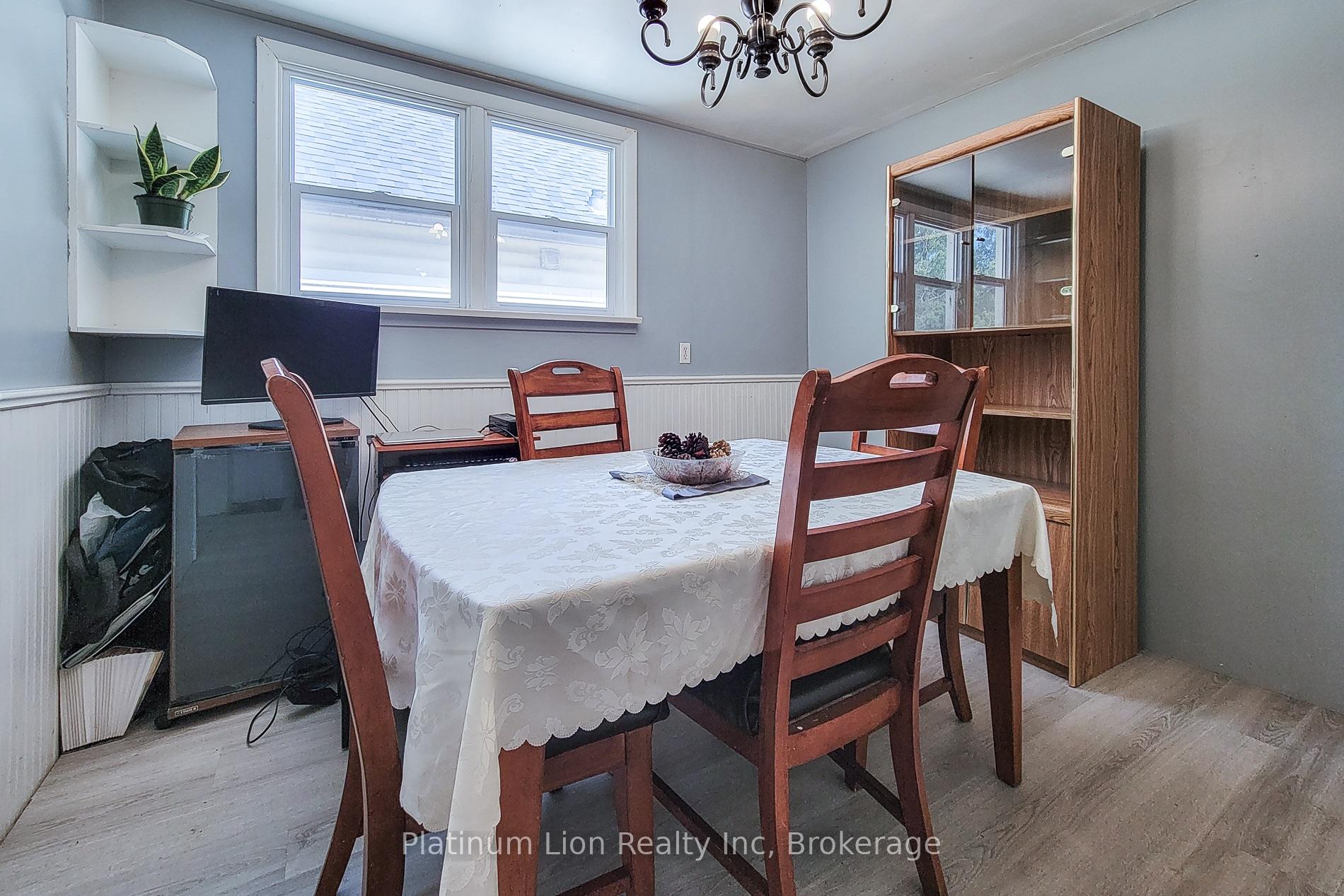 Photo 19 of 224 East 8th Street, Hamilton, Centremount — HOMEH