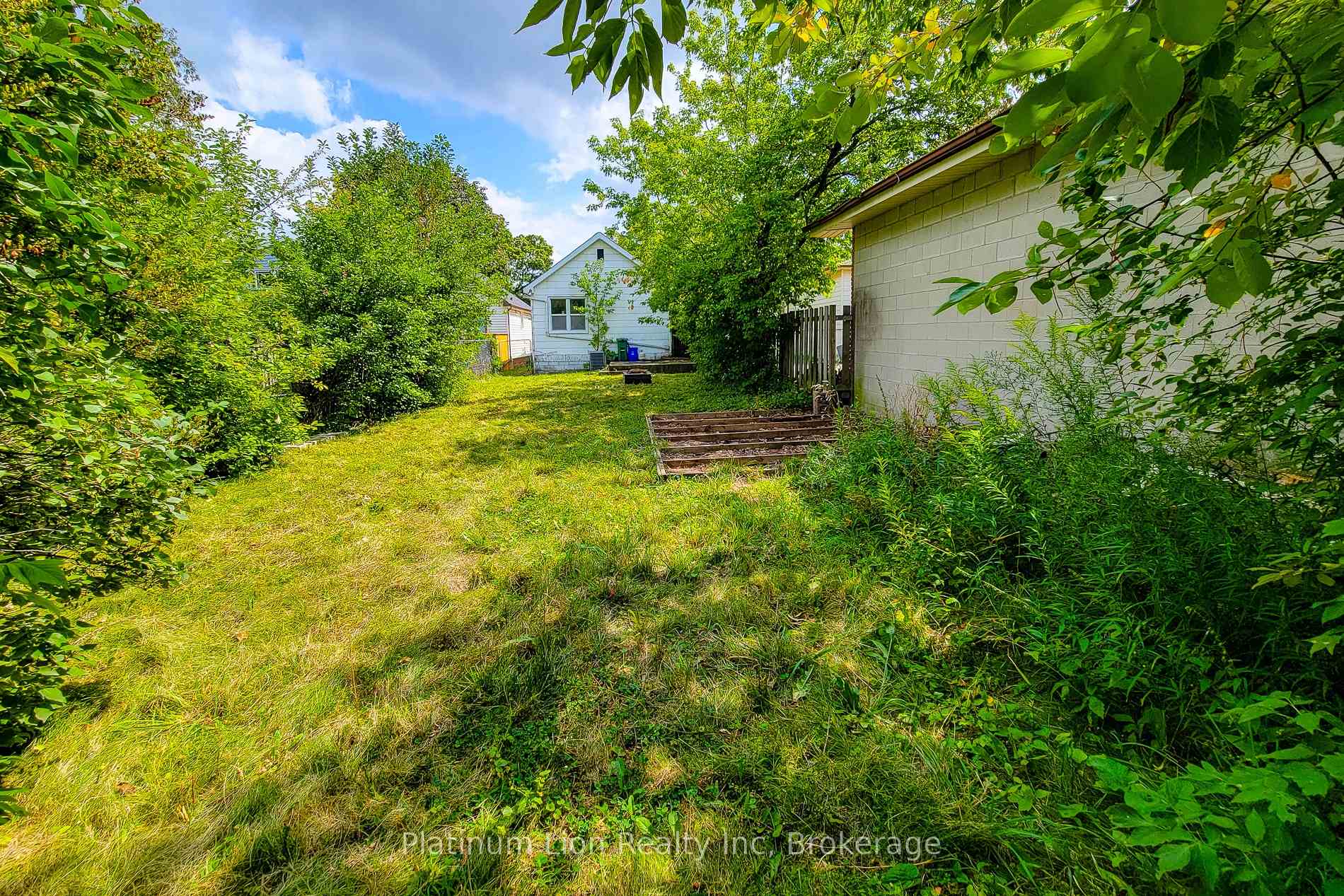 Photo 34 of 224 East 8th Street, Hamilton, Centremount — HOMEH