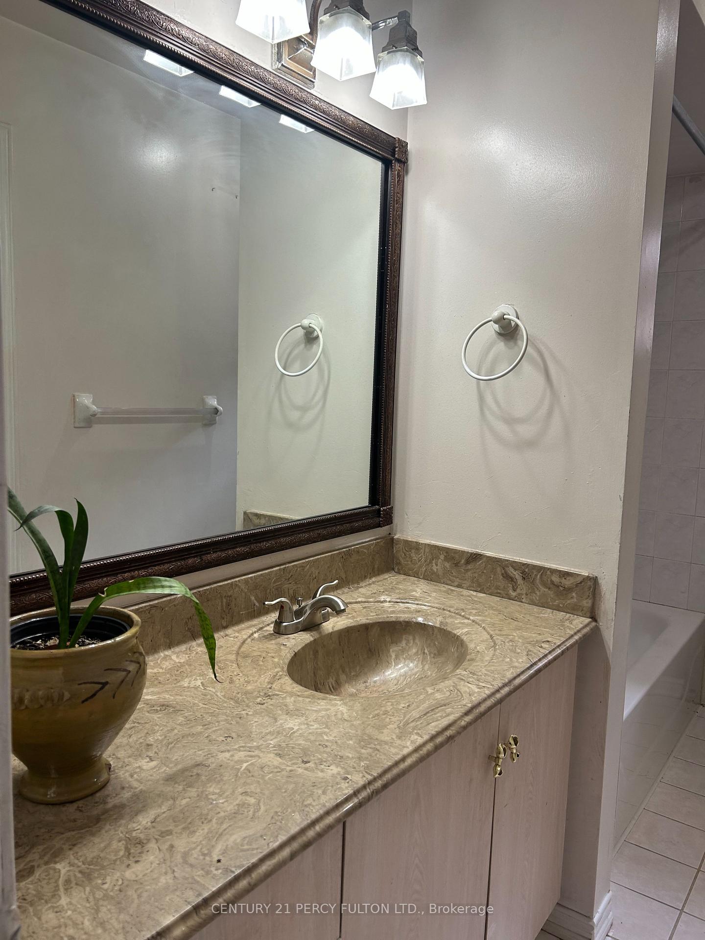 Photo 10 of 13 Purdy Crescent, North York, Humberlea-Pelmo Park — HOMEH