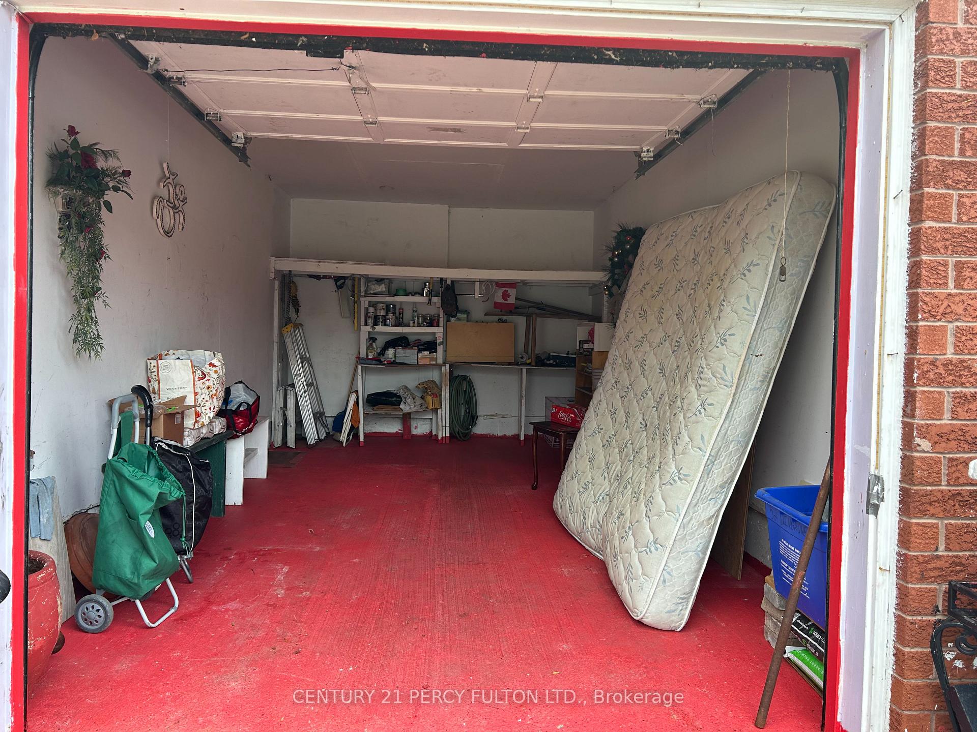 Photo 17 of 13 Purdy Crescent, North York, Humberlea-Pelmo Park — HOMEH