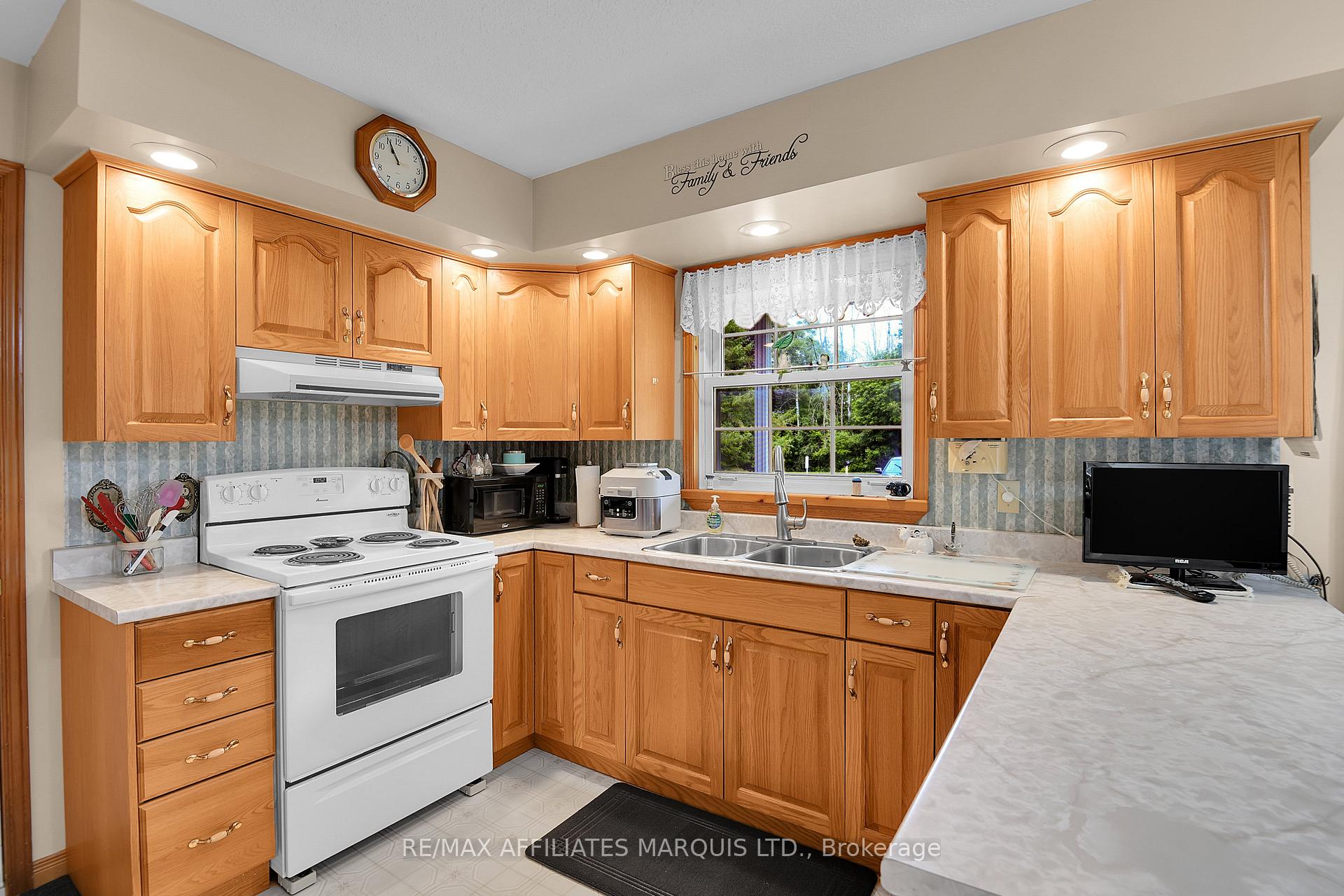 Photo 21 of 13452 Kittle Road, North Dundas, North Dundas (Winchester) Twp — HOMEH