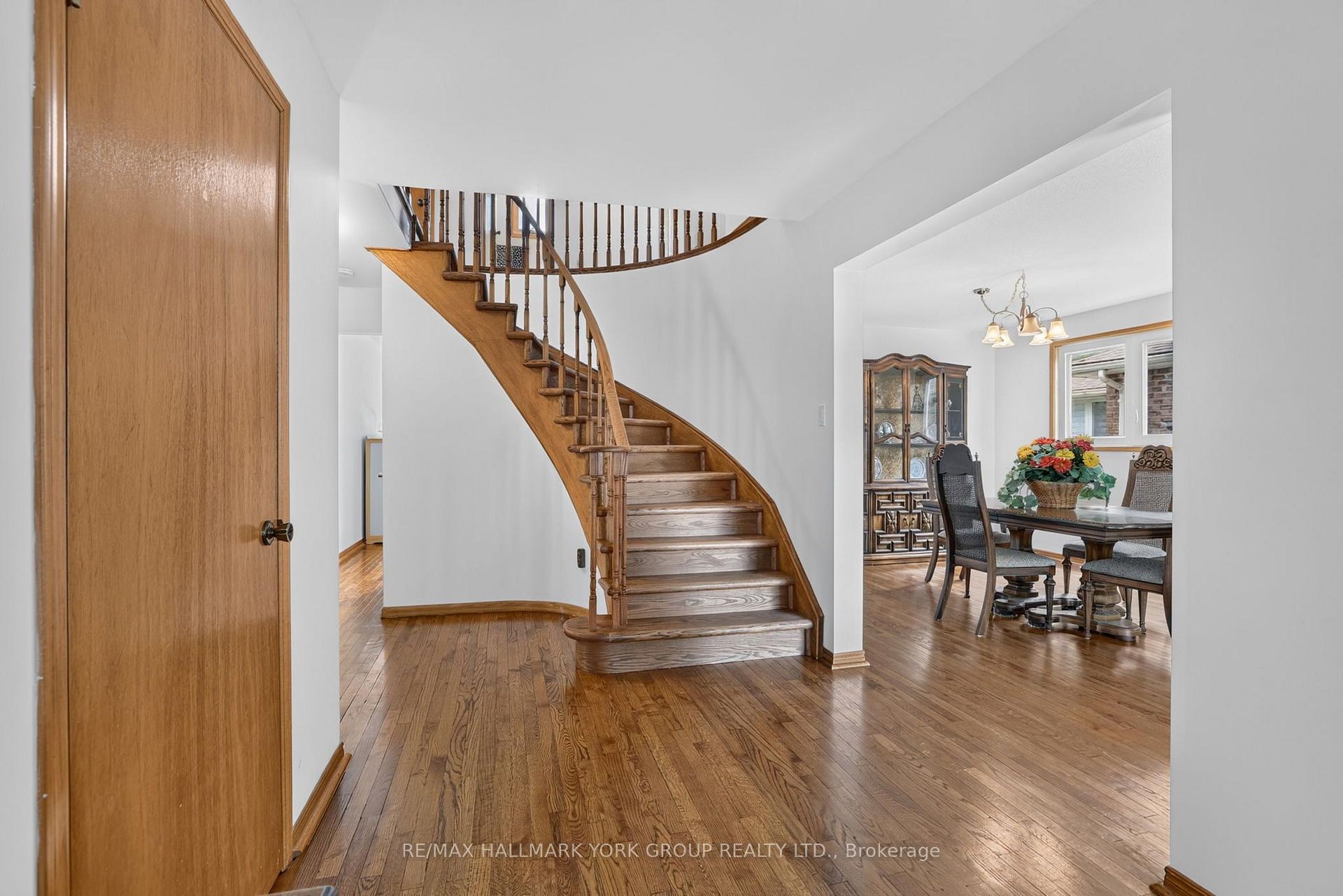 Photo 8 of 59 Riverglen Drive, Georgina, Keswick South — HOMEH