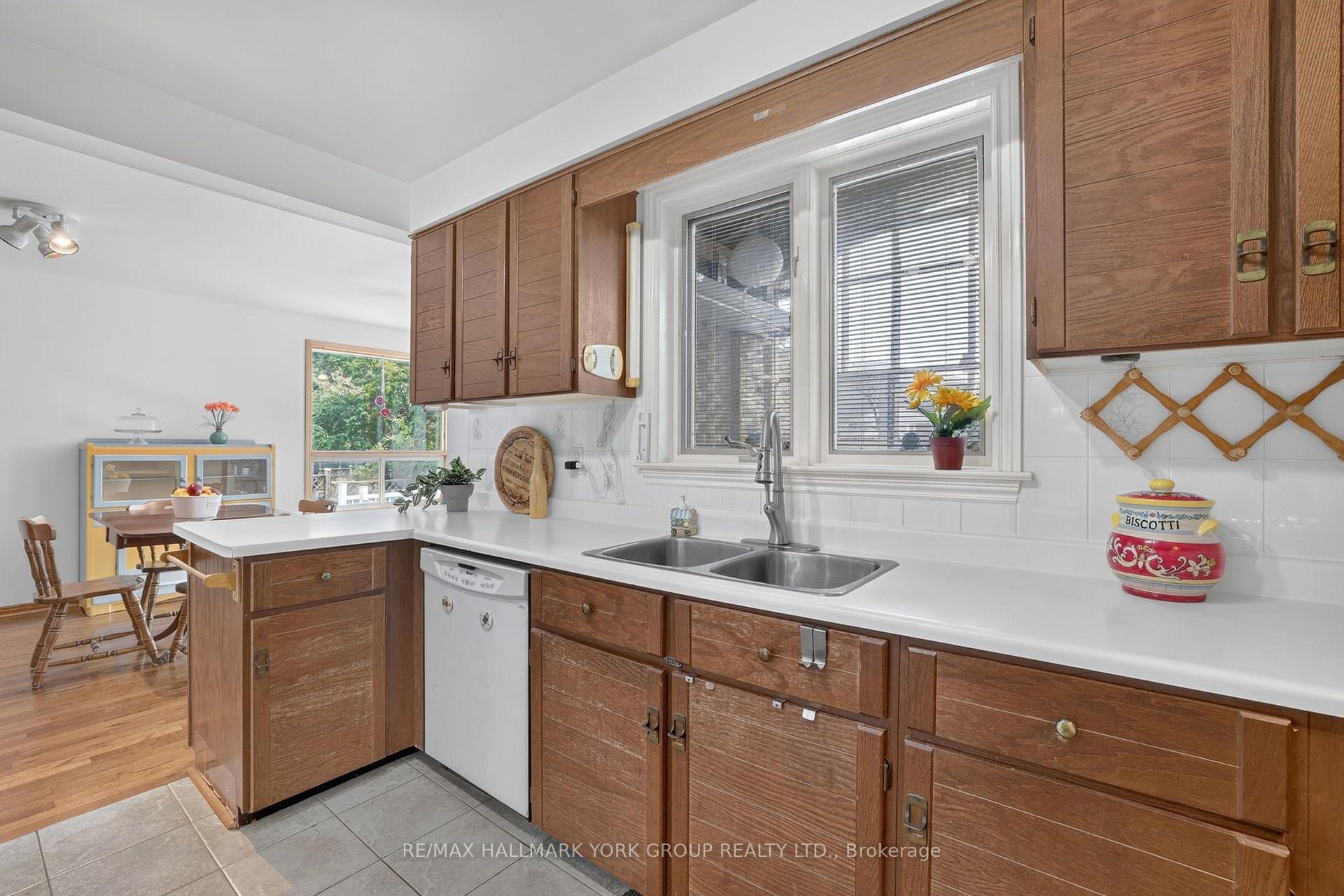 Photo 20 of 59 Riverglen Drive, Georgina, Keswick South — HOMEH