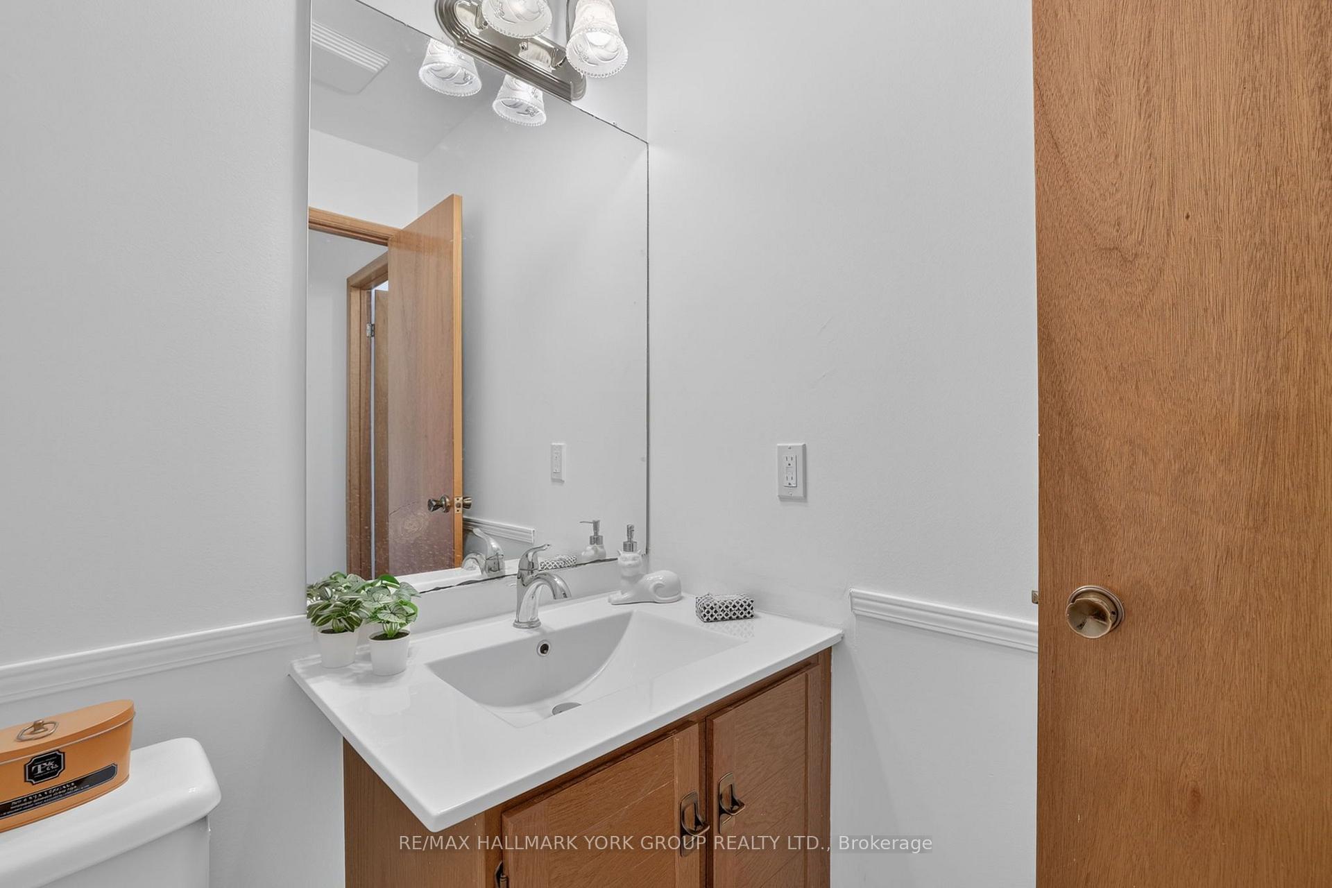 Photo 25 of 59 Riverglen Drive, Georgina, Keswick South — HOMEH