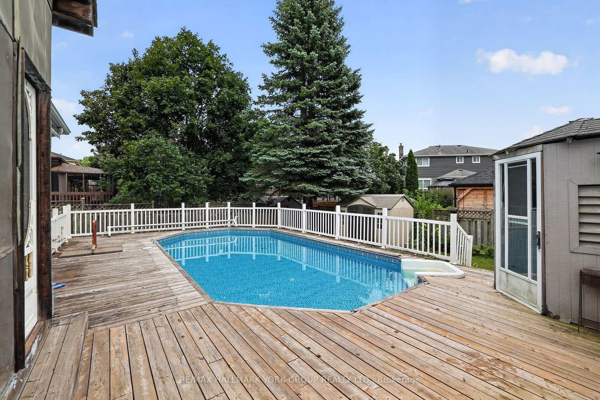 Photo 44 of 59 Riverglen Drive, Georgina, Keswick South — HOMEH