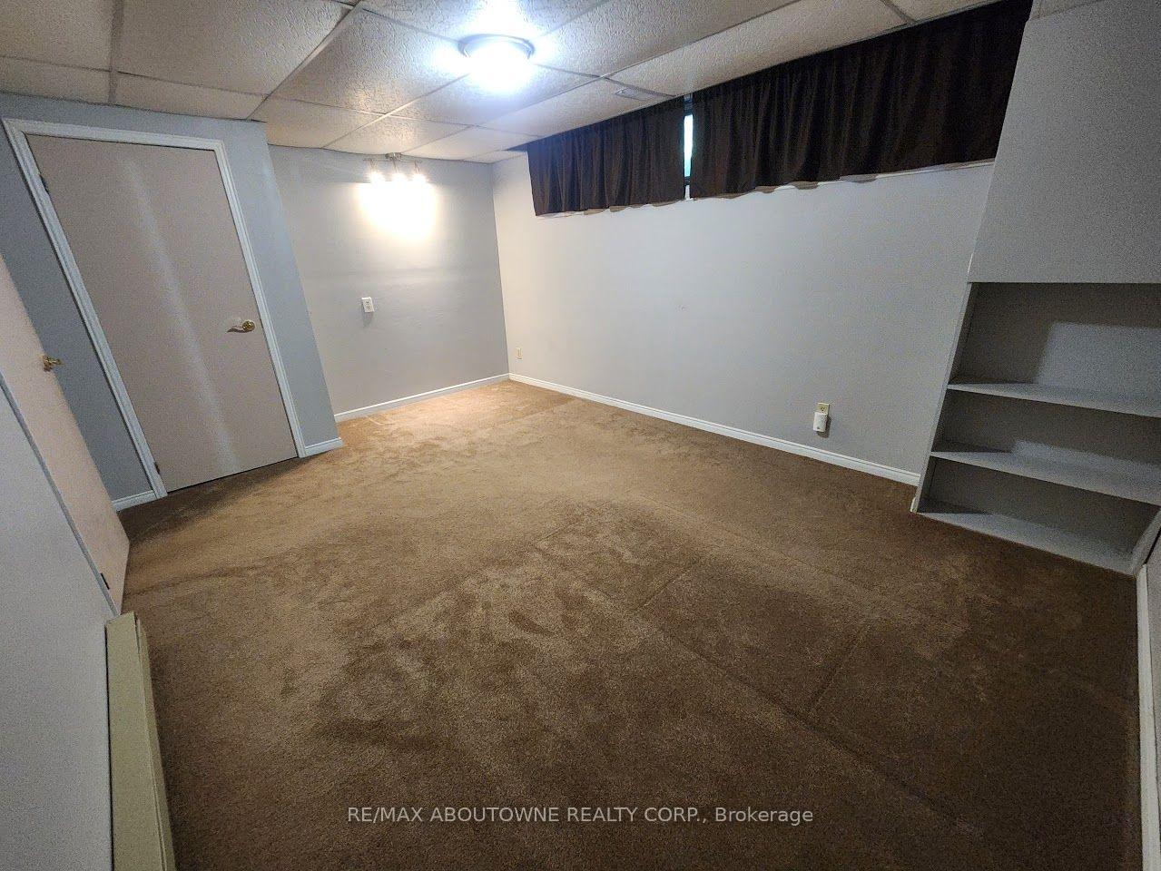 Photo 35 of 64 Adel Drive, St. Catharines, Carlton/Bunting — HOMEH