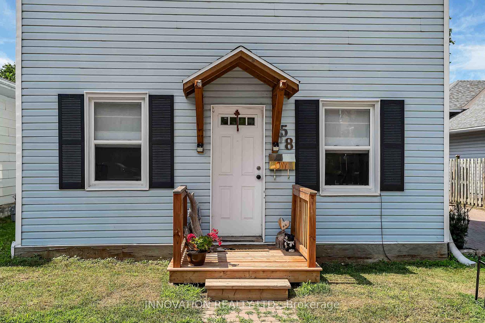 Photo 2 of 58 Russell Street N, Arnprior, Arnprior — HOMEH