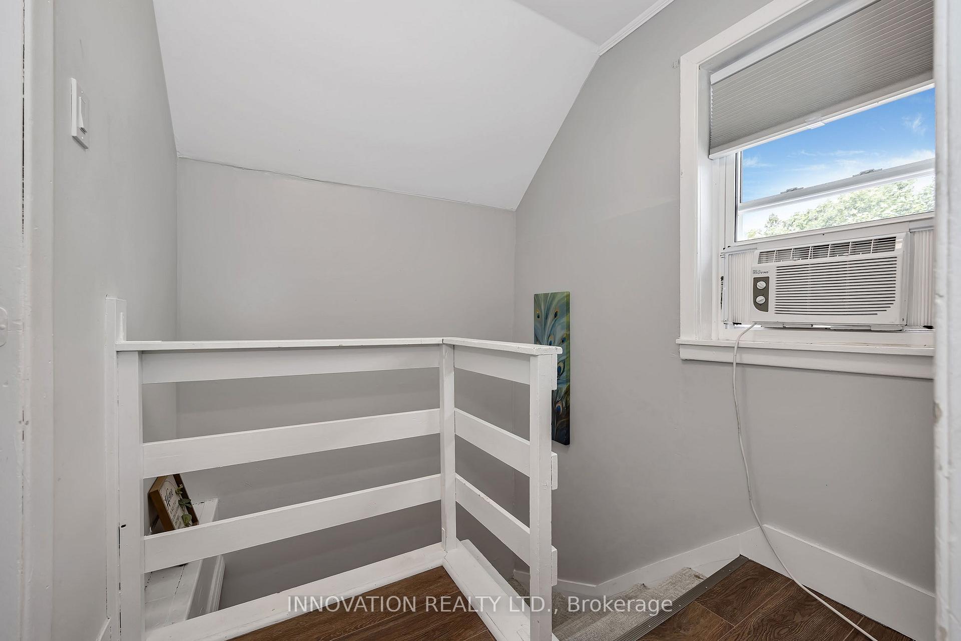 Photo 24 of 58 Russell Street N, Arnprior, Arnprior — HOMEH