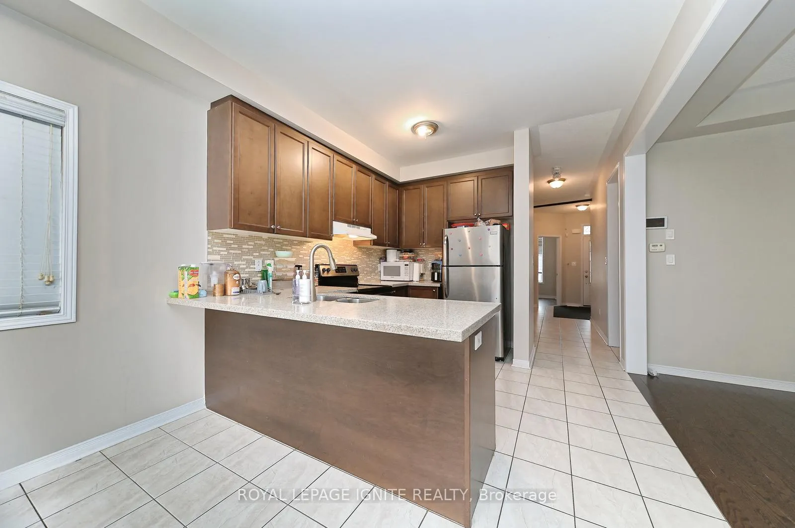 Photo 9 of 22 Thornapple Street, Brampton, Sandringham-Wellington North — HOMEH