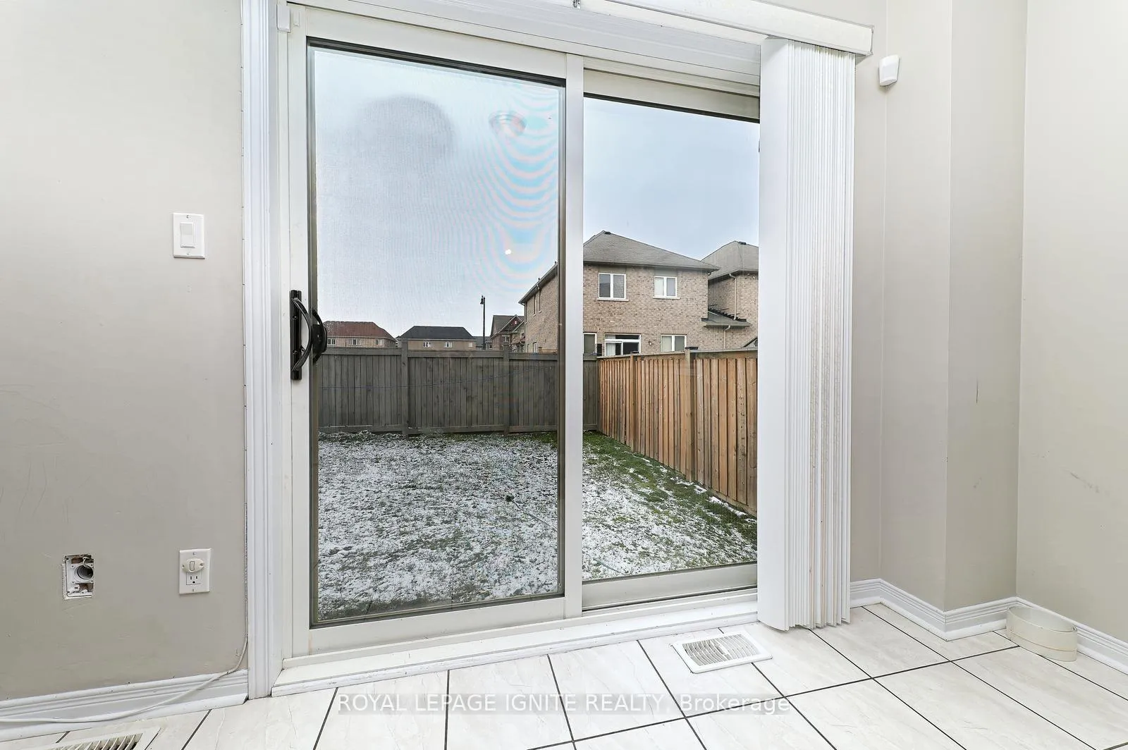 Photo 18 of 22 Thornapple Street, Brampton, Sandringham-Wellington North — HOMEH