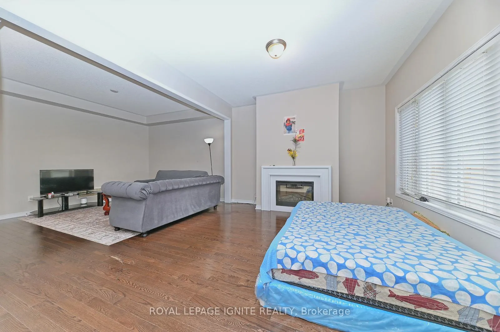 Photo 20 of 22 Thornapple Street, Brampton, Sandringham-Wellington North — HOMEH