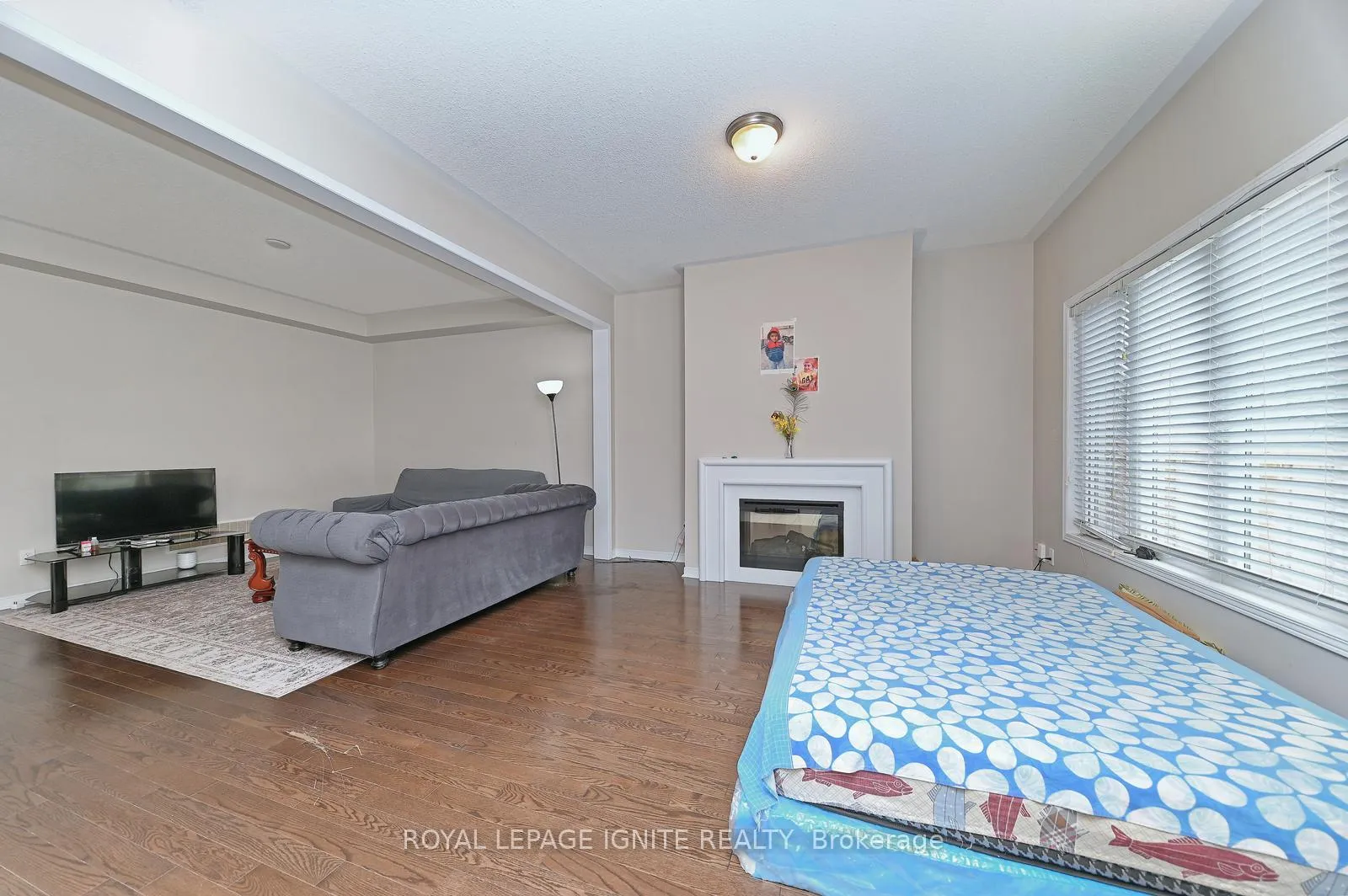 Photo 21 of 22 Thornapple Street, Brampton, Sandringham-Wellington North — HOMEH