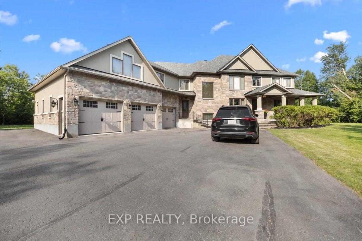 Front of 130 Ironstone Court