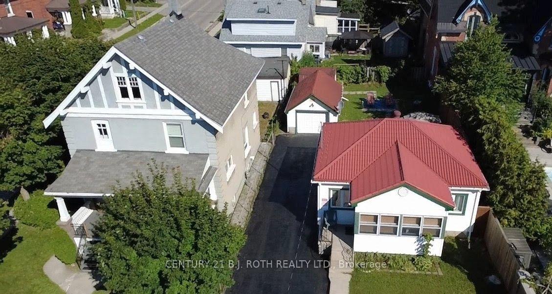 Photo 2 of 124 Mary Street, Orillia — HOMEH