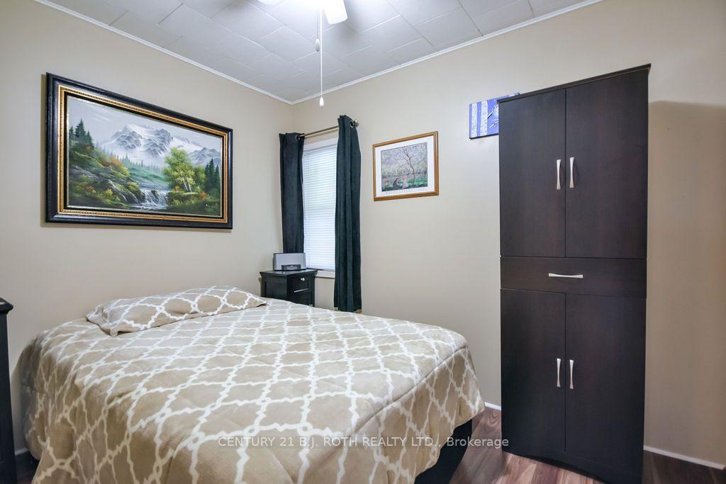 Photo 19 of 124 Mary Street, Orillia — HOMEH