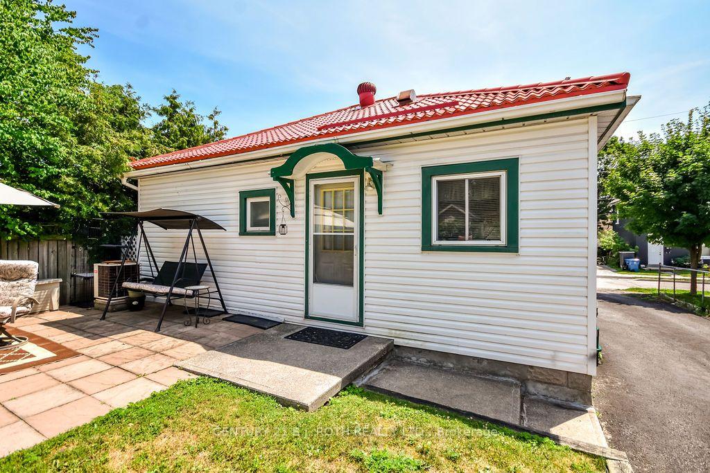Photo 24 of 124 Mary Street, Orillia — HOMEH