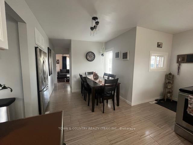 Photo 8 of 1901 Bailey Avenue, Thunder Bay, Westfort — HOMEH