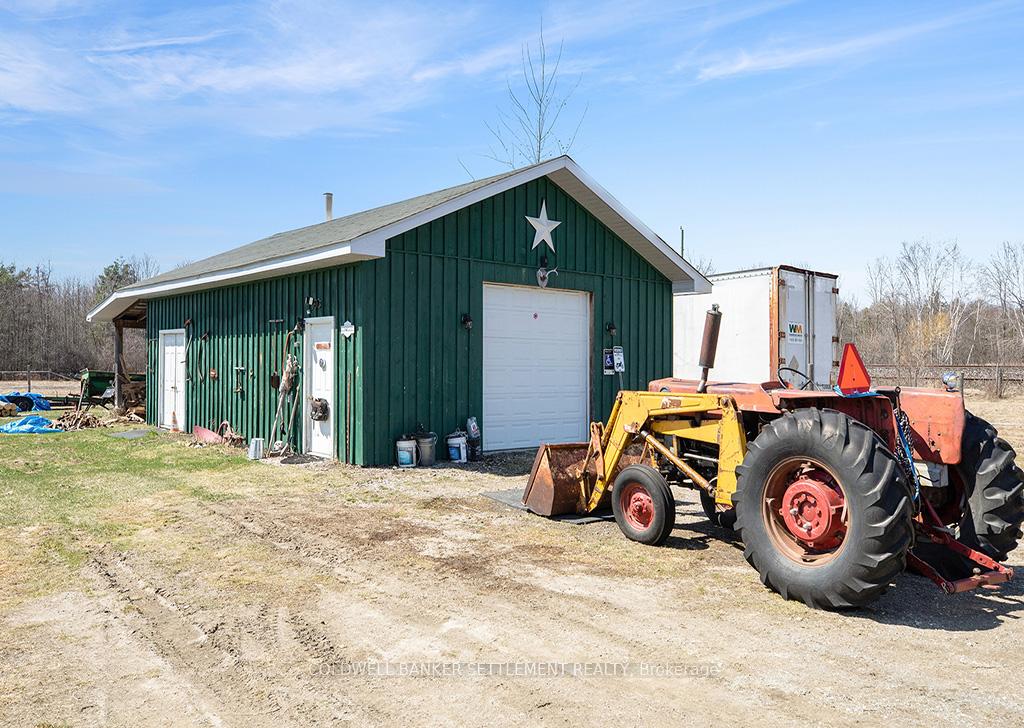 Photo 25 of 345 Elliott Road, Tay Valley, Bathurst/Burgess & Sherbrooke (Bathurst) Twp — HOMEH