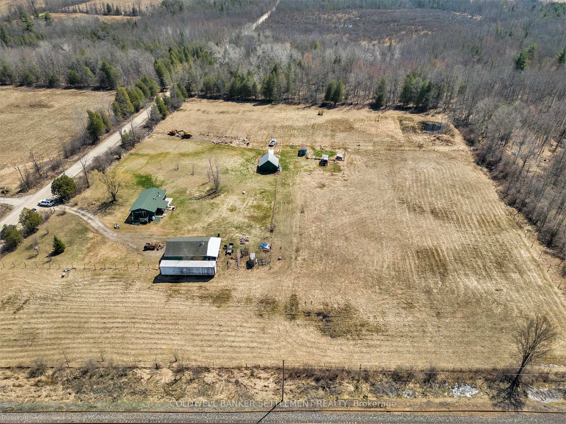 Photo 29 of 345 Elliott Road, Tay Valley, Bathurst/Burgess & Sherbrooke (Bathurst) Twp — HOMEH