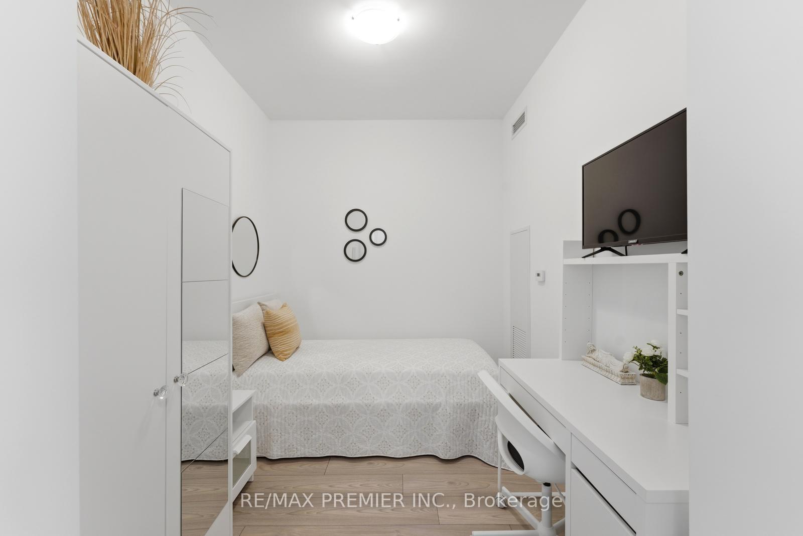 Photo 13 of Unit 1512, 10 Abeja Street, Vaughan, Concord — HOMEH