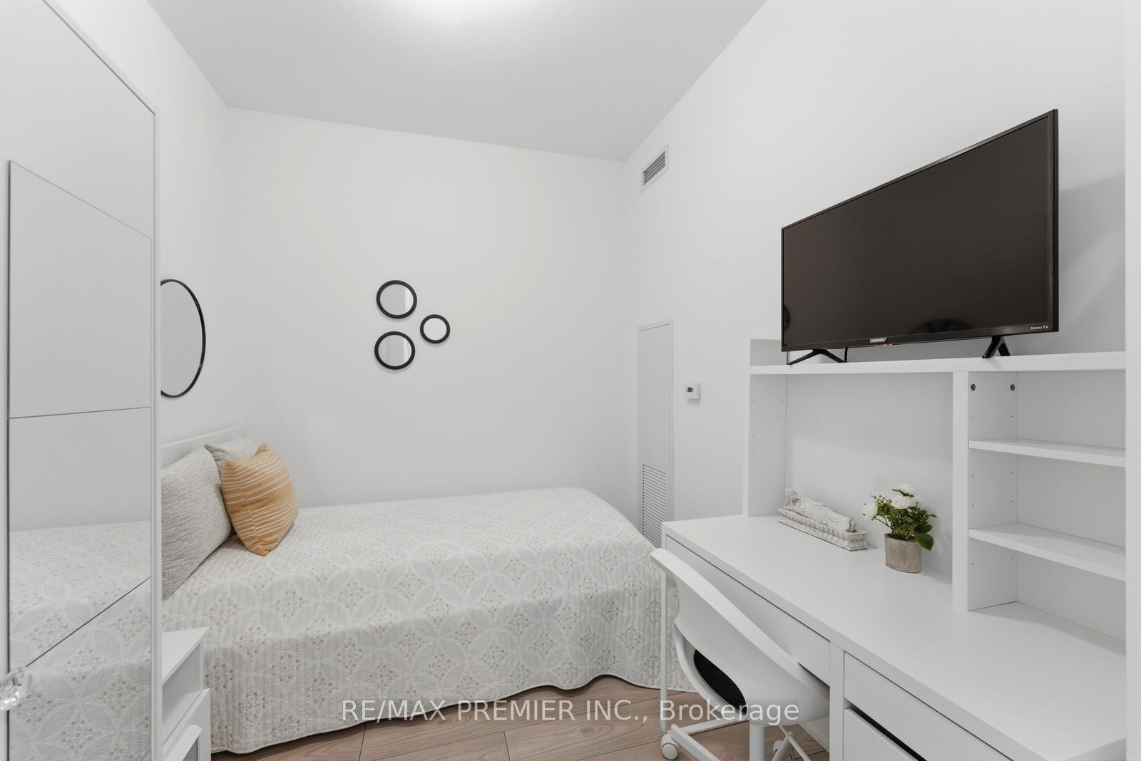 Photo 14 of Unit 1512, 10 Abeja Street, Vaughan, Concord — HOMEH
