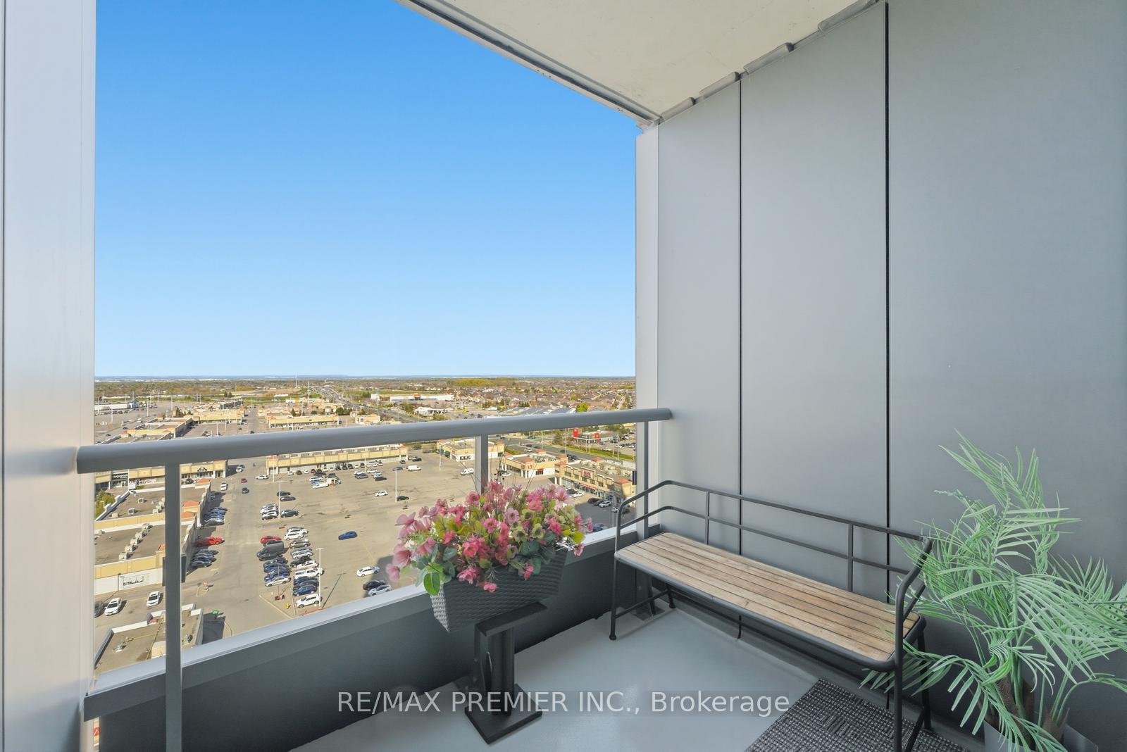 Photo 18 of Unit 1512, 10 Abeja Street, Vaughan, Concord — HOMEH