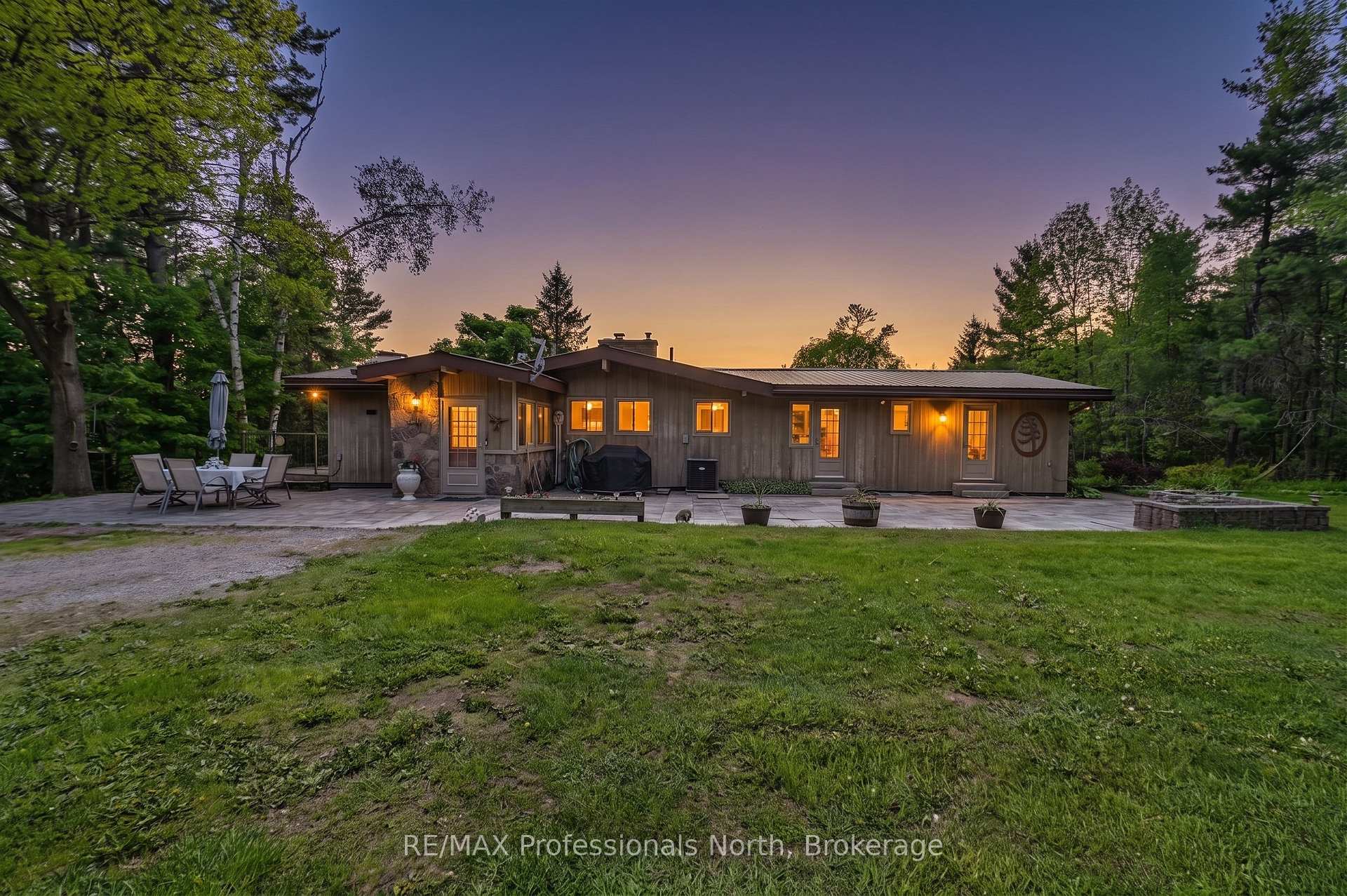 Photo 2 of 1015 Kelson Road, Minden Hills, Minden — HOMEH