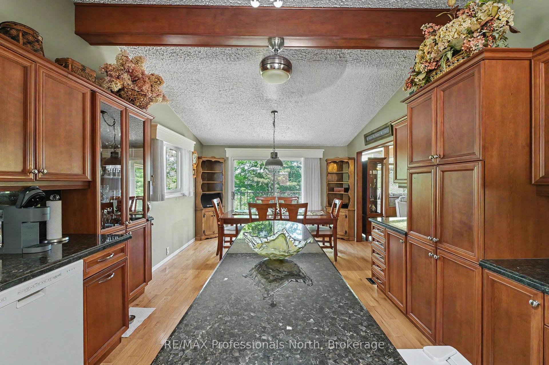 Photo 9 of 1015 Kelson Road, Minden Hills, Minden — HOMEH