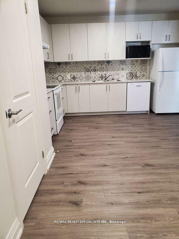 Photo 3 of Unit 206, 307 King Street E, Hamilton, Beasley — HOMEH