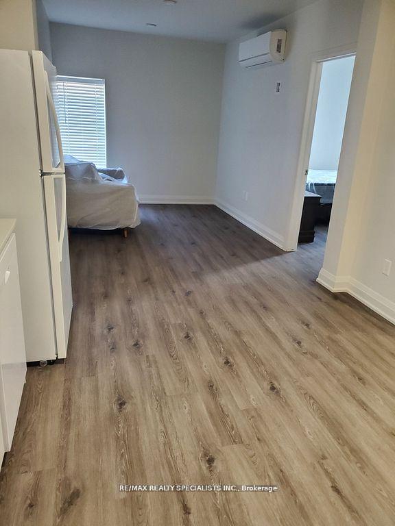 Photo 7 of Unit 206, 307 King Street E, Hamilton, Beasley — HOMEH