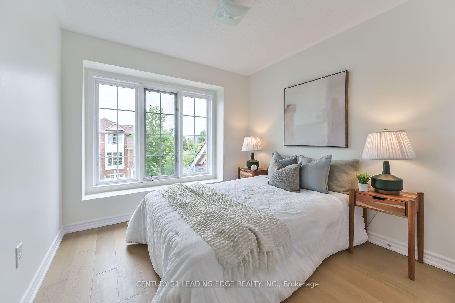 Photo 26 of 23 Crawford Street, Markham, Berczy — HOMEH