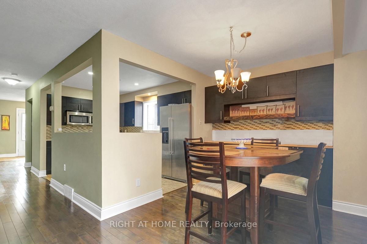 Photo 11 of 1736 Stoneboat Crescent, Ottawa, Convent Glen South — HOMEH