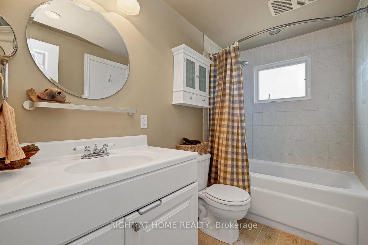 Photo 22 of 1736 Stoneboat Crescent, Ottawa, Convent Glen South — HOMEH