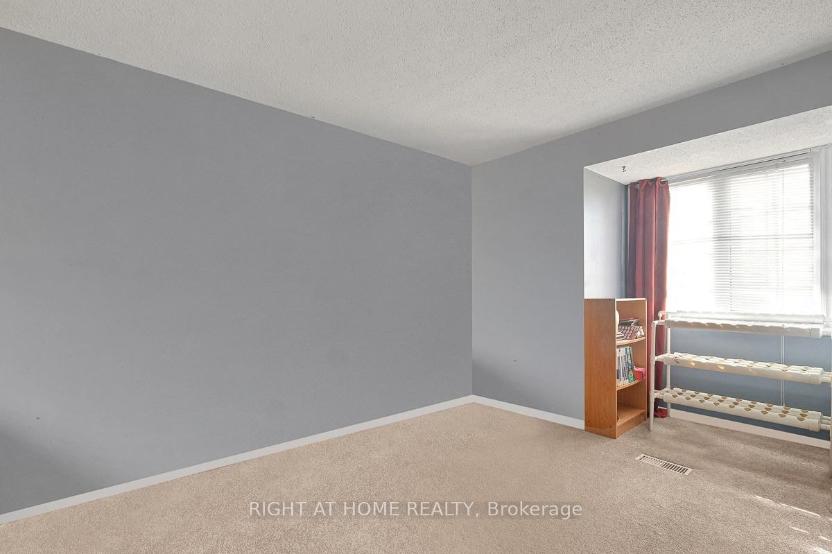 Photo 24 of 1736 Stoneboat Crescent, Ottawa, Convent Glen South — HOMEH