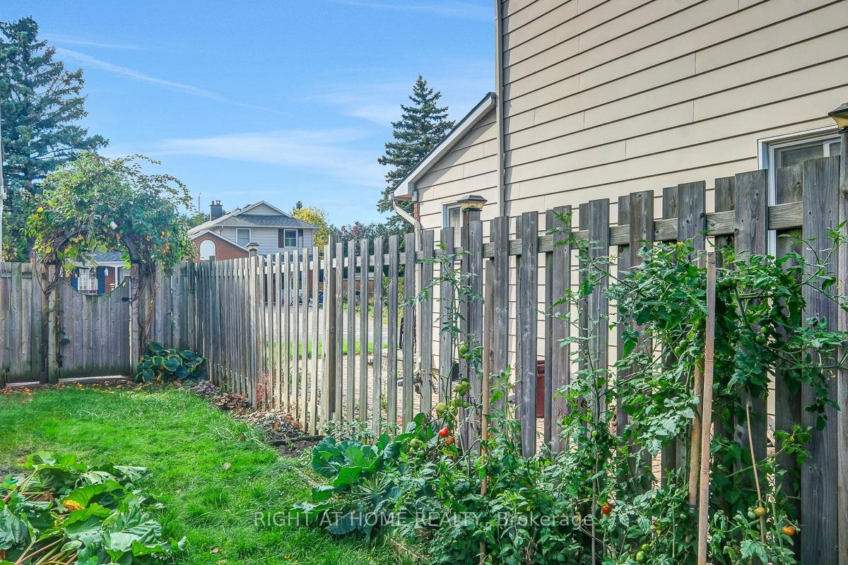 Photo 36 of 1736 Stoneboat Crescent, Ottawa, Convent Glen South — HOMEH