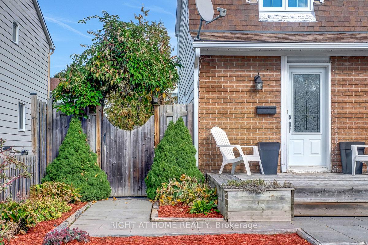 Photo 38 of 1736 Stoneboat Crescent, Ottawa, Convent Glen South — HOMEH