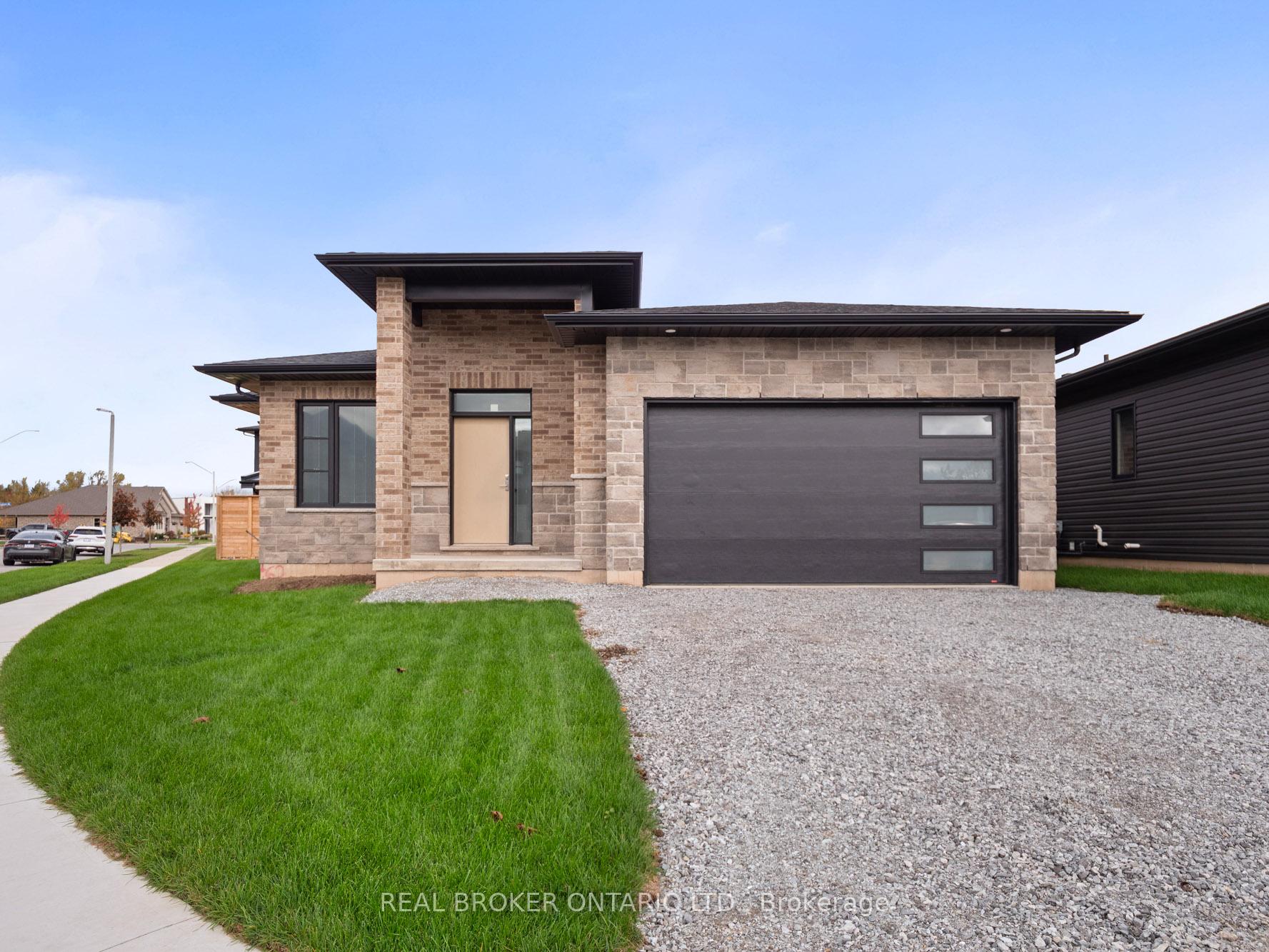 Photo of 118 Willowbrook Drive