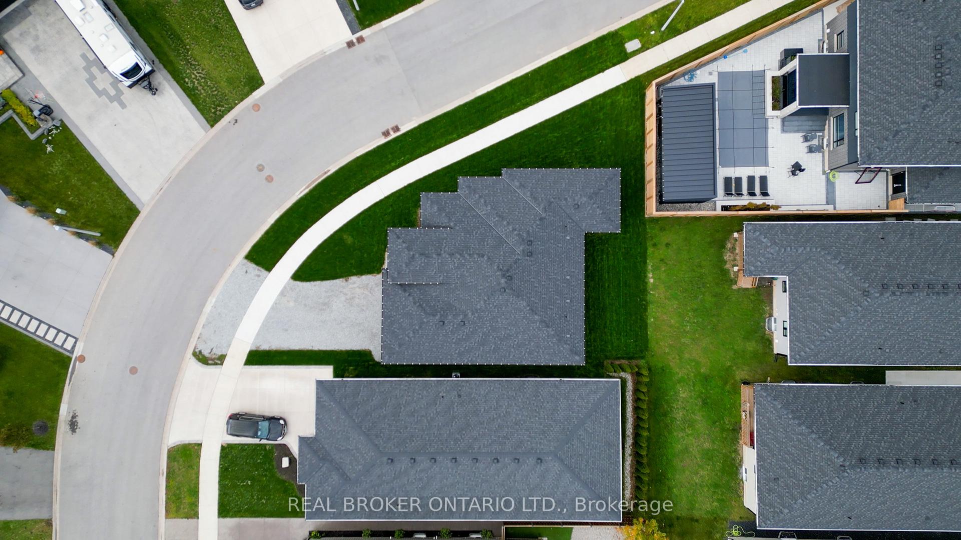 Photo 21 of 118 Willowbrook Drive, Welland, West Welland — HOMEH