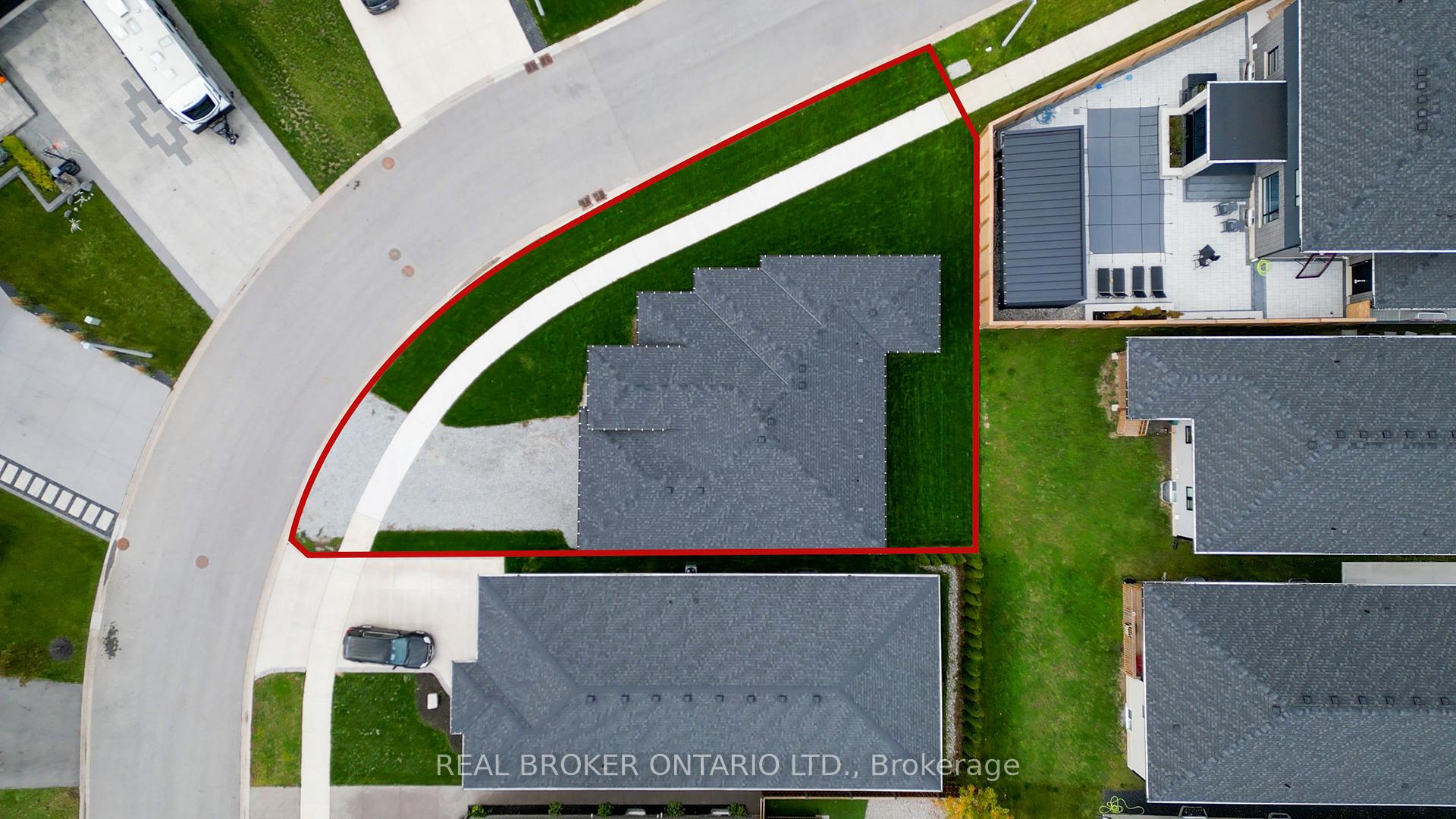 Photo 22 of 118 Willowbrook Drive, Welland, West Welland — HOMEH