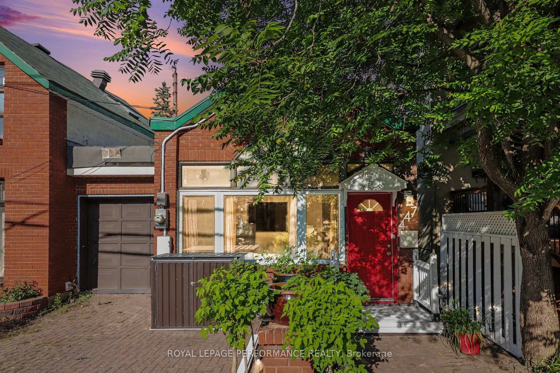 Photo 4 of 447 Hilson Avenue, Ottawa, Westboro/Hampton Park — HOMEH