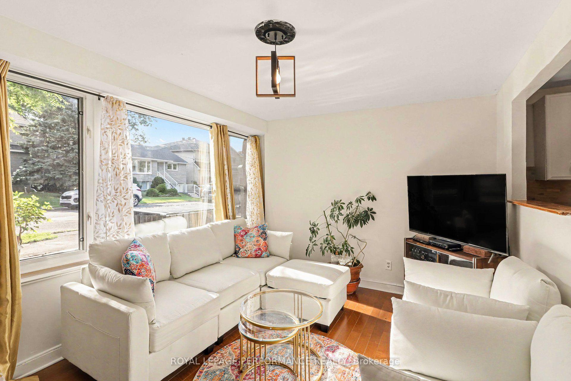 Photo 7 of 447 Hilson Avenue, Ottawa, Westboro/Hampton Park — HOMEH