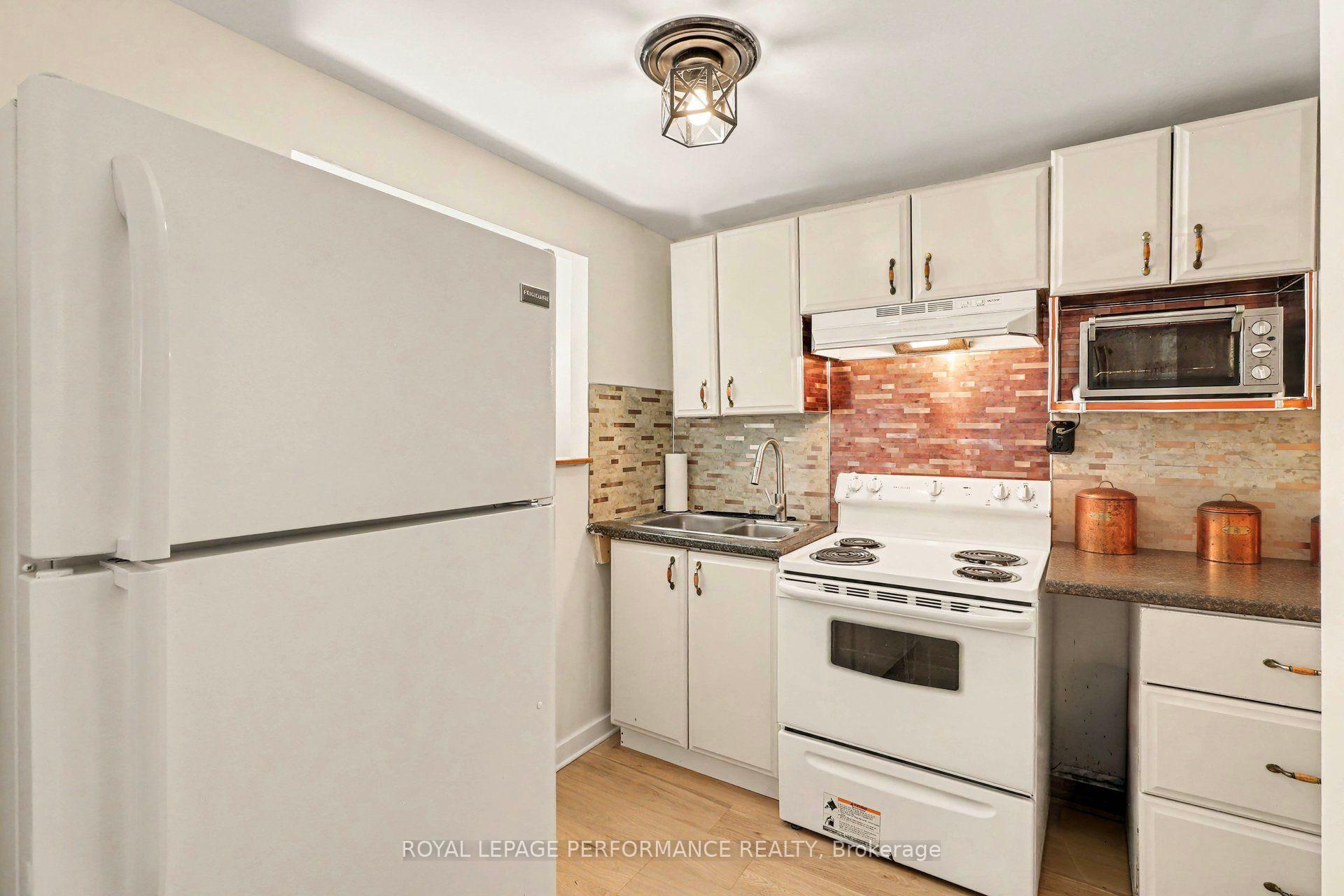 Photo 10 of 447 Hilson Avenue, Ottawa, Westboro/Hampton Park — HOMEH