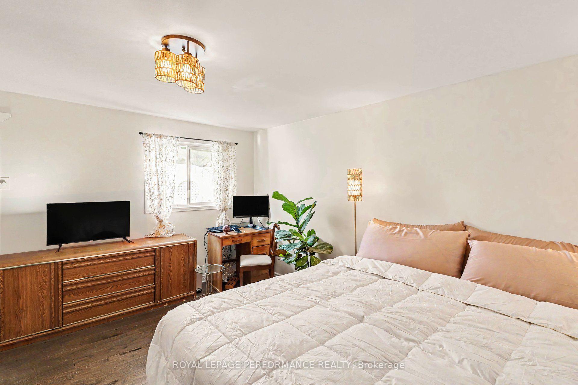 Photo 16 of 447 Hilson Avenue, Ottawa, Westboro/Hampton Park — HOMEH