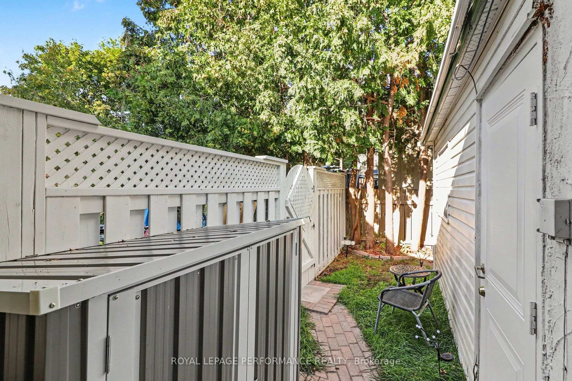 Photo 18 of 447 Hilson Avenue, Ottawa, Westboro/Hampton Park — HOMEH