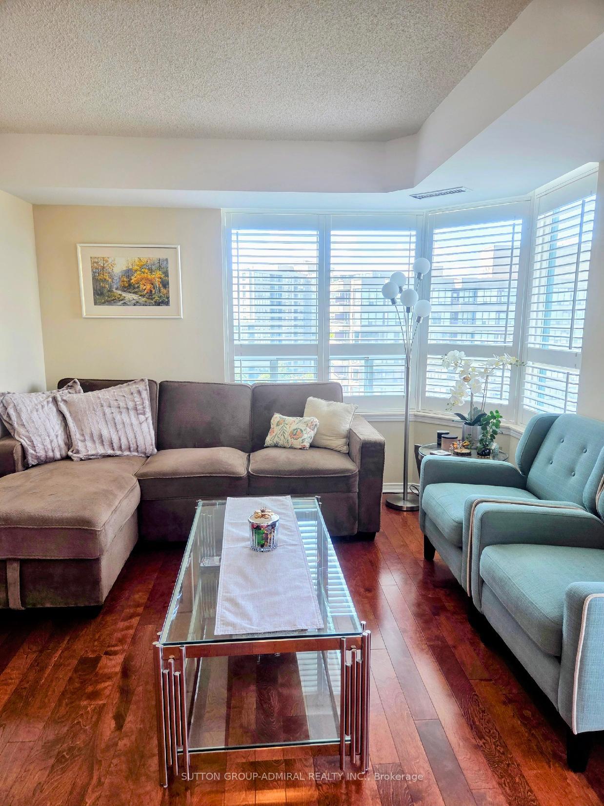 Photo 11 of Unit PH210, 1 Emerald Lane, Vaughan, Crestwood-Springfarm-Yorkhill — HOMEH