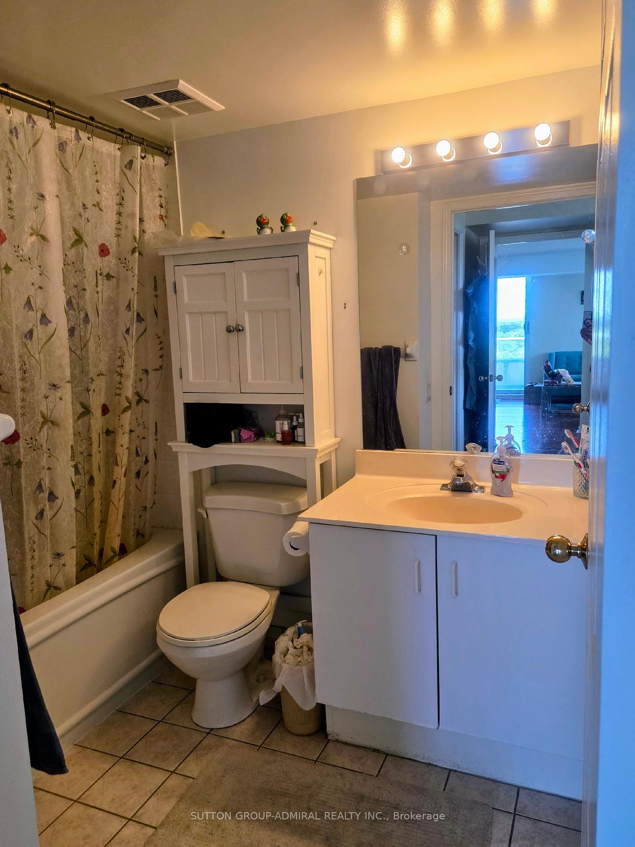 Photo 25 of Unit PH210, 1 Emerald Lane, Vaughan, Crestwood-Springfarm-Yorkhill — HOMEH