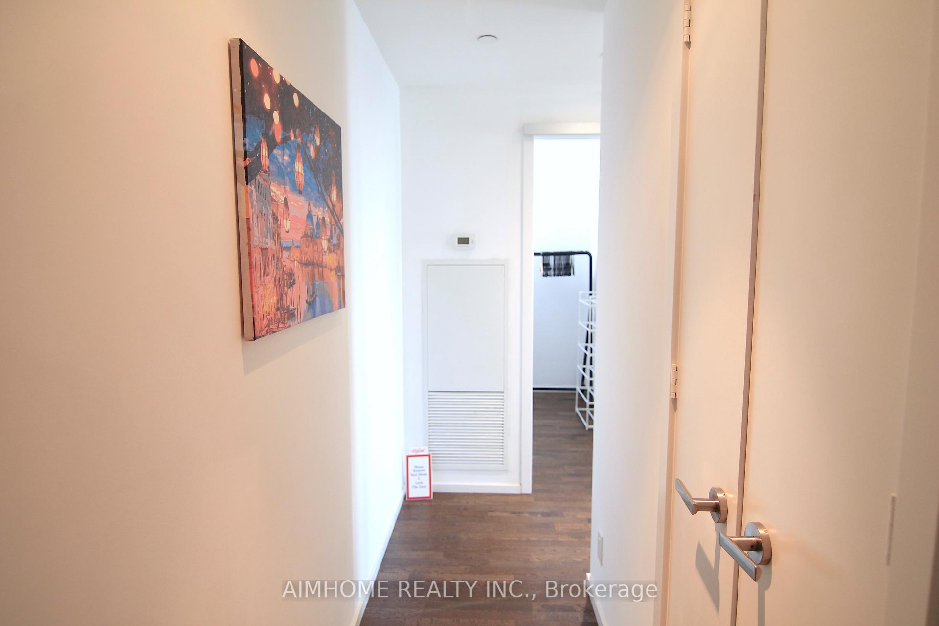 Photo 4 of Unit 910, 5 St Joseph Street, Toronto, Bay Street Corridor — HOMEH
